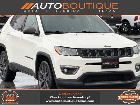 Used 2021 Jeep Compass Latitude w/ Sun and Sound Group AWD/4WD image 1
