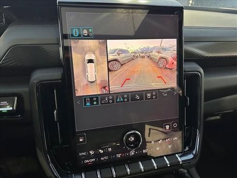 New 2026 GMC Yukon XL AT4 w/ AT4 Premium Plus Package image 32