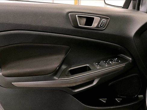 Certified 2020 Ford EcoSport SE w/ SE Convenience Package image 22