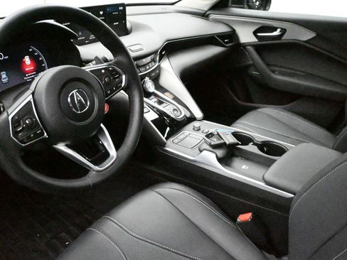 Certified 2025 Acura TLX w/Tech image 2