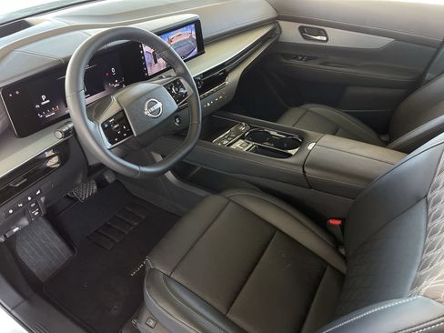 Used 2025 Nissan Murano Platinum w/ Cargo Package AWD/4WD image 10
