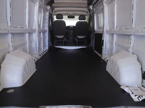 Used 2026 RAM ProMaster 2500 w/ Convenience Group FWD image 19
