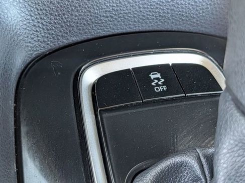 Used 2025 Toyota Corolla LE image 17