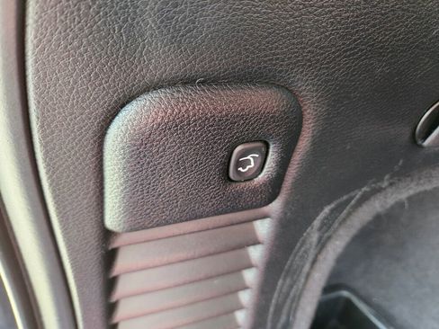 Used 2018 Jeep Grand Cherokee High Altitude image 19