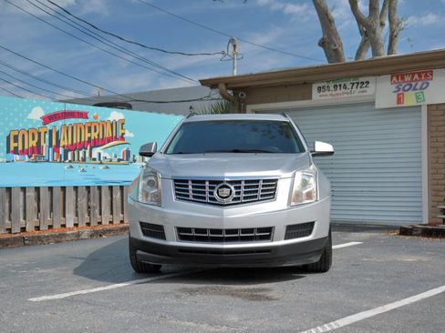 Used 2013 Cadillac SRX FWD image 2