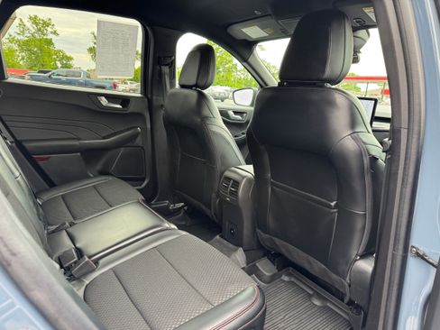 Used 2024 Ford Escape ST-Line w/ Tech Pack #1 FWD image 16