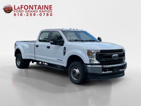 Used 2020 Ford F350 XL w/ Power Equipment Group image 3