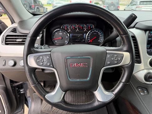 Used 2019 GMC Yukon SLT w/ Premium Edition AWD/4WD image 14