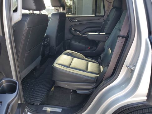 Used 2017 GMC Yukon SLT w/ Open Road Package image 17