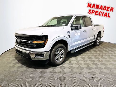 Used 2025 Ford F150 XLT w/ Equipment Group 301A Standard RWD image 4