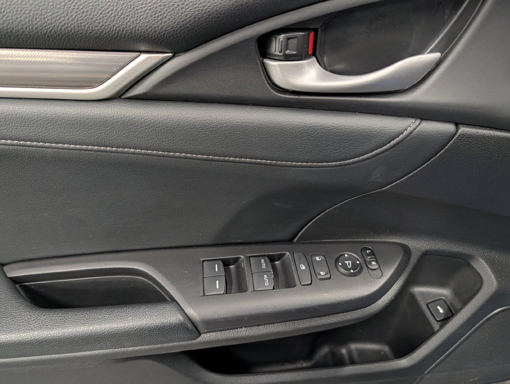Used 2021 Honda Civic EX-L image 10