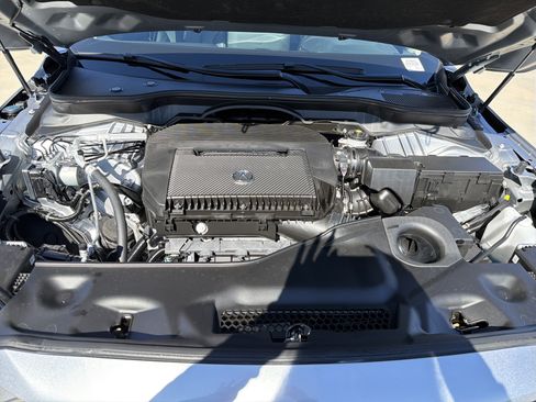 Certified 2026 Acura MDX FWD w/ Technology Package image 33