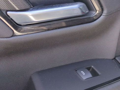 Used 2025 GMC Sierra 1500 AT4 w/ AT4 Premium Package image 29