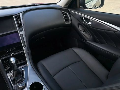 Used 2016 INFINITI Q50 3.0t Premium w/ 3.0T Premium Plus Package AWD/4WD image 48