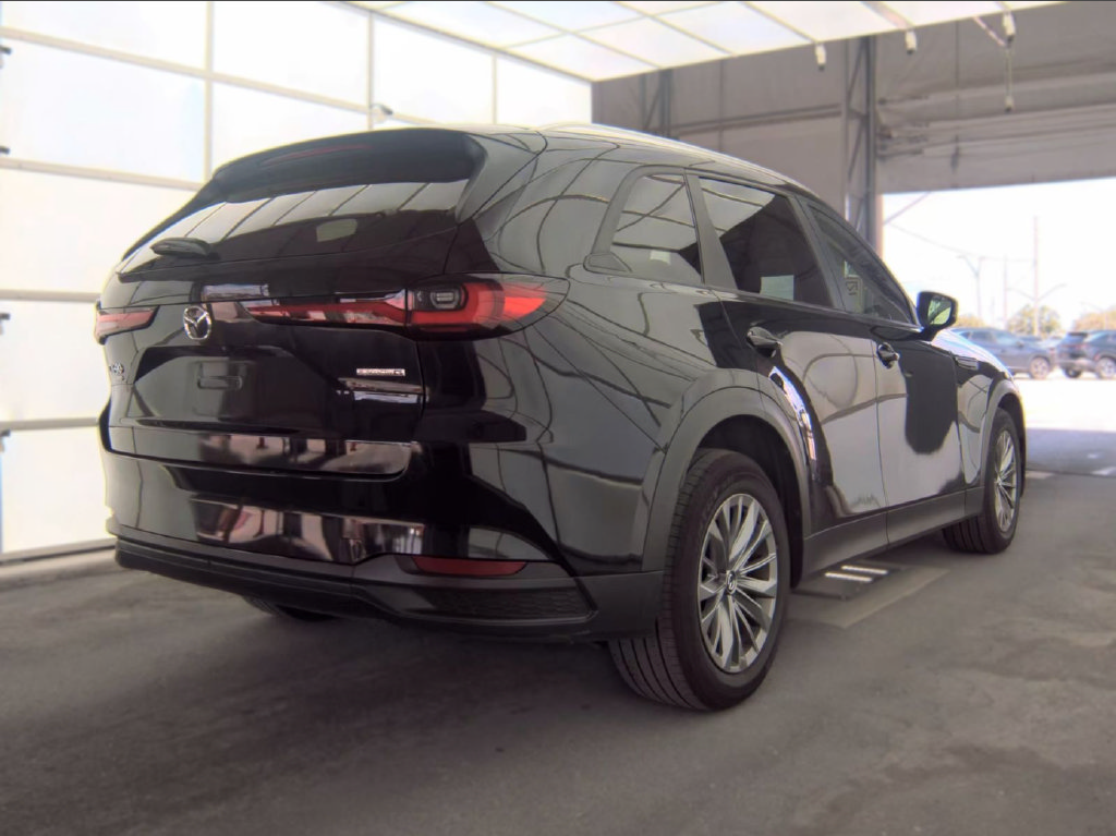 Used 2024 MAZDA CX-90 3.3 Turbo w/ Select Package AWD/4WD image 2
