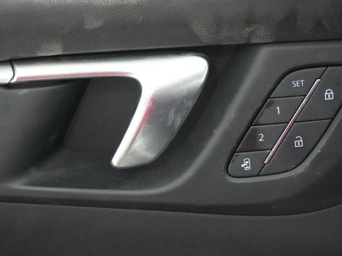 Used 2025 Buick Enclave Sport Touring w/ Power Package image 18