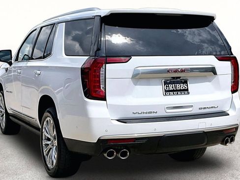 Used 2024 GMC Yukon Denali w/ Denali Reserve Package AWD/4WD image 15