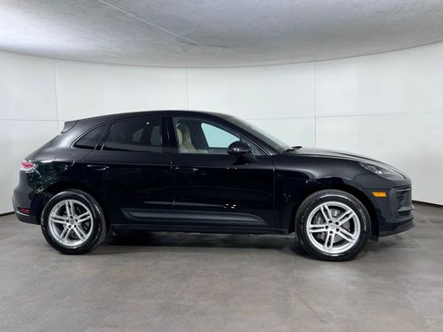 Certified 2023 Porsche Macan Turbo AWD/4WD image 8