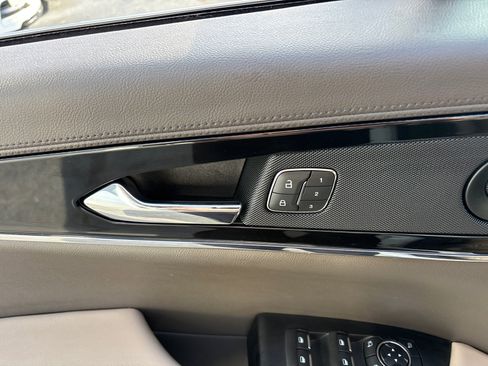 Used 2022 Lincoln Nautilus Reserve w/ Equipment Group 201A image 12