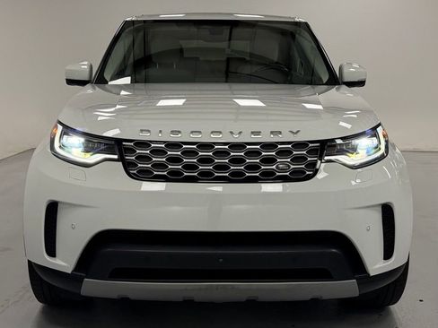 Used 2023 Land Rover Discovery S AWD/4WD image 7