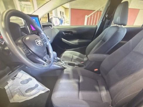 Used 2024 Toyota Corolla LE image 5
