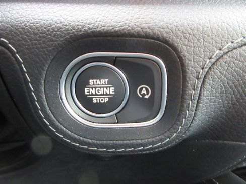 Used 2021 Mercedes-Benz GLE 450 4MATIC image 38