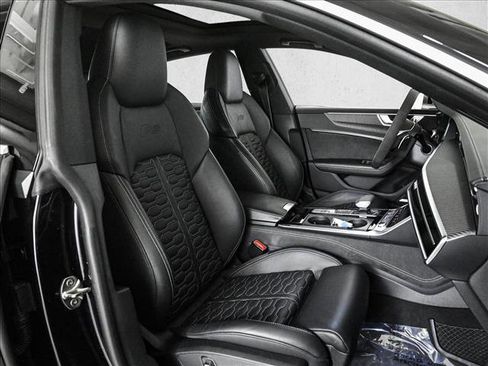 Used 2023 Audi RS 7 Sportback w/ RS 7 Executive Package image 21