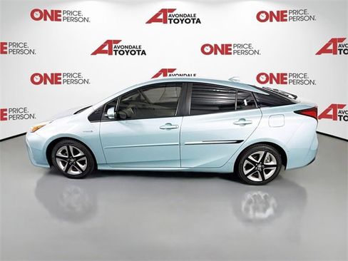 Certified 2022 Toyota Prius XLE image 4