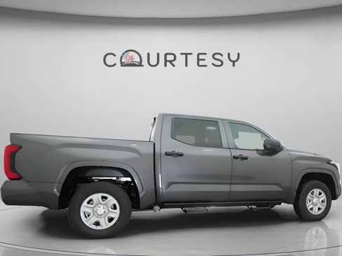 New 2026 Toyota Tundra SR image 21