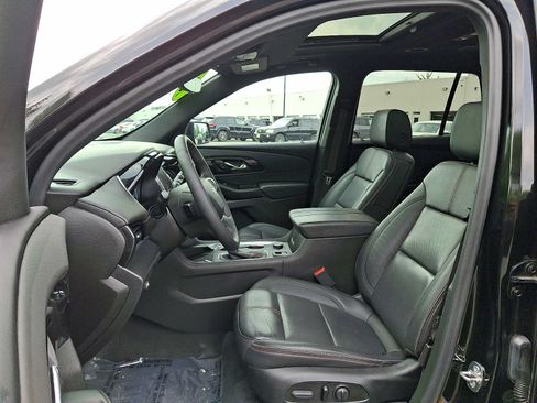 Used 2023 Chevrolet Traverse RS AWD/4WD image 15