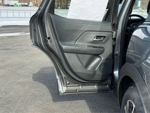 New 2026 Nissan Kicks SV w/ SV Premium Package AWD/4WD image 19
