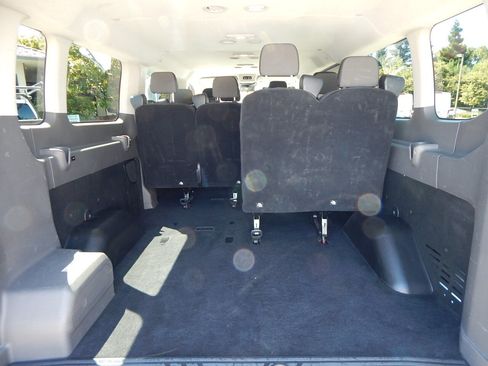 Used 2024 Ford Transit 350 XLT RWD image 3