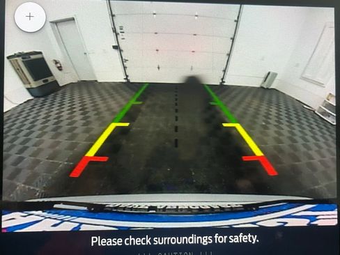 Used 2024 Ford Edge SE w/ Black Appearance Package image 5