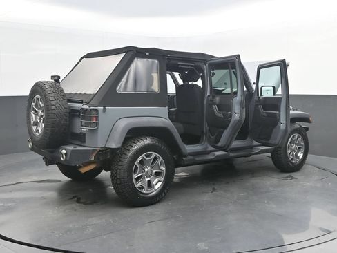 Used 2015 Jeep Wrangler Unlimited Sport w/ Quick Order Package 24S AWD/4WD image 42