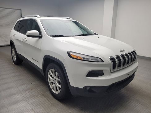 Used 2015 Jeep Cherokee Latitude AWD/4WD image 13