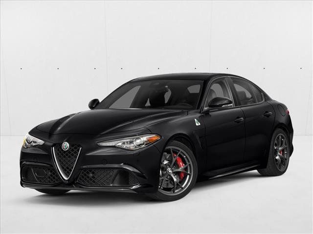 Used 2018 Alfa Romeo Giulia Quadrifoglio RWD image 1