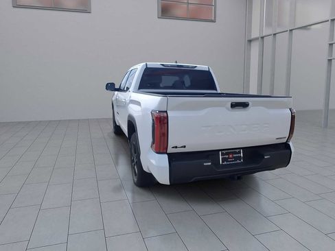 New 2026 Toyota Tundra Limited AWD/4WD image 9