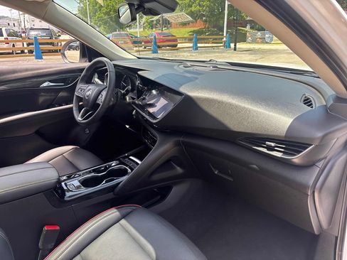 Used 2023 Buick Envision Essence w/ Sport Touring Package AWD/4WD image 32