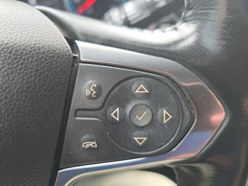 Used 2018 Chevrolet Traverse LT FWD image 28