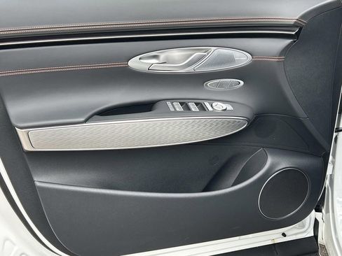 New 2026 Genesis GV70 2.5T Sport Prestige AWD/4WD image 18