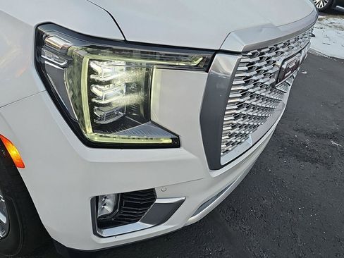 Used 2022 GMC Yukon Denali image 39