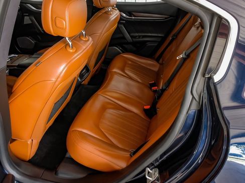 Used 2019 Maserati Ghibli S GranLusso RWD image 37