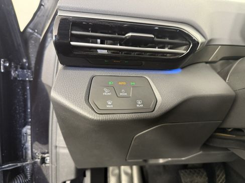 Used 2023 Volkswagen ID.4 Pro S RWD image 22