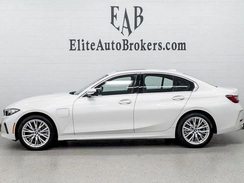 Used 2024 BMW 330e xDrive w/ Convenience Package image 2