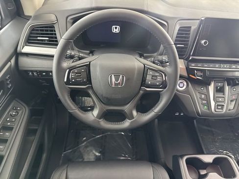Certified 2026 Honda Odyssey EX-L image 29