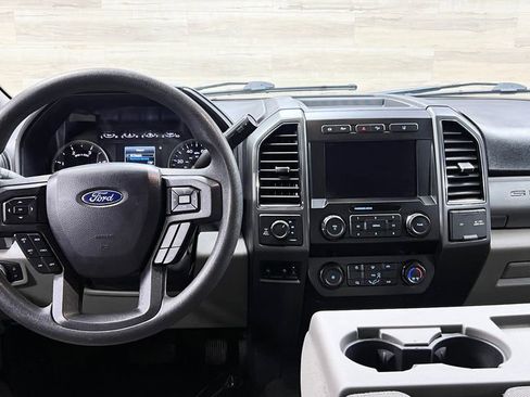 Used 2020 Ford F350 XLT w/ XLT Value Package AWD/4WD image 2