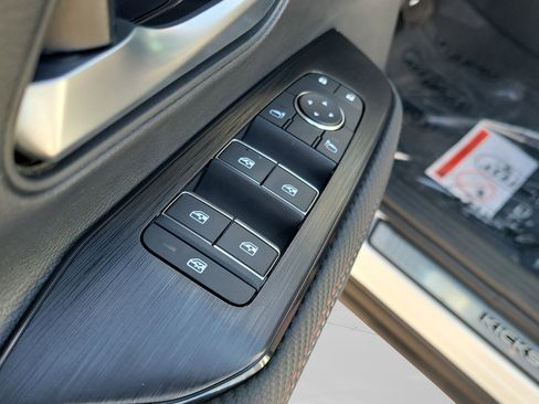 New 2026 Nissan Kicks SR w/ SR Premium Package image 20