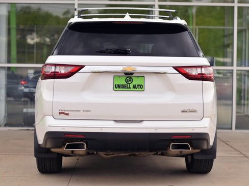 Used 2019 Chevrolet Traverse High Country w/ LPO, Floor Liner Package image 6