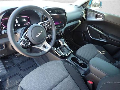 Used 2024 Kia Soul EX FWD image 10