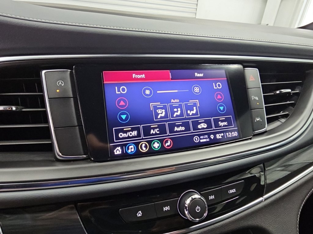Certified 2024 Buick Enclave Essence w/ Sport Touring Edition FWD image 17